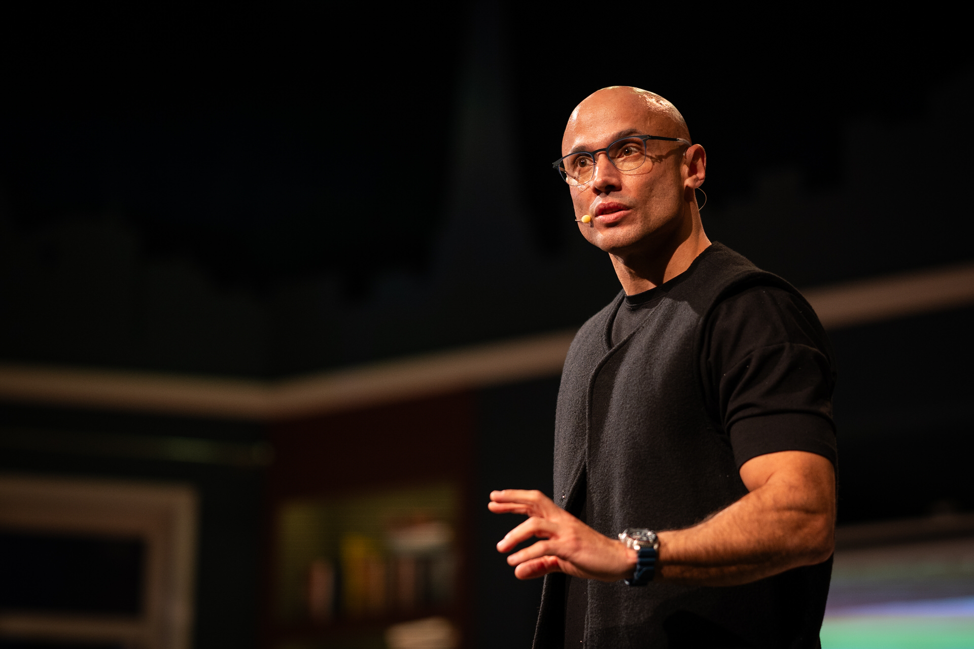 Ρώτα τον Ψυχολόγο: Για πέντε παραστάσεις στο θέατρο Μαβίλη