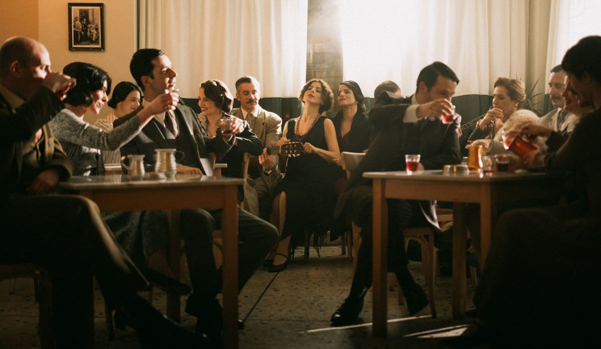 «ASTORIA»: Μια μουσική ιστορία για τους Έλληνες που άντεξαν - Aπό τις 19 Μαρτίου στο Θέατρο Παλλάς