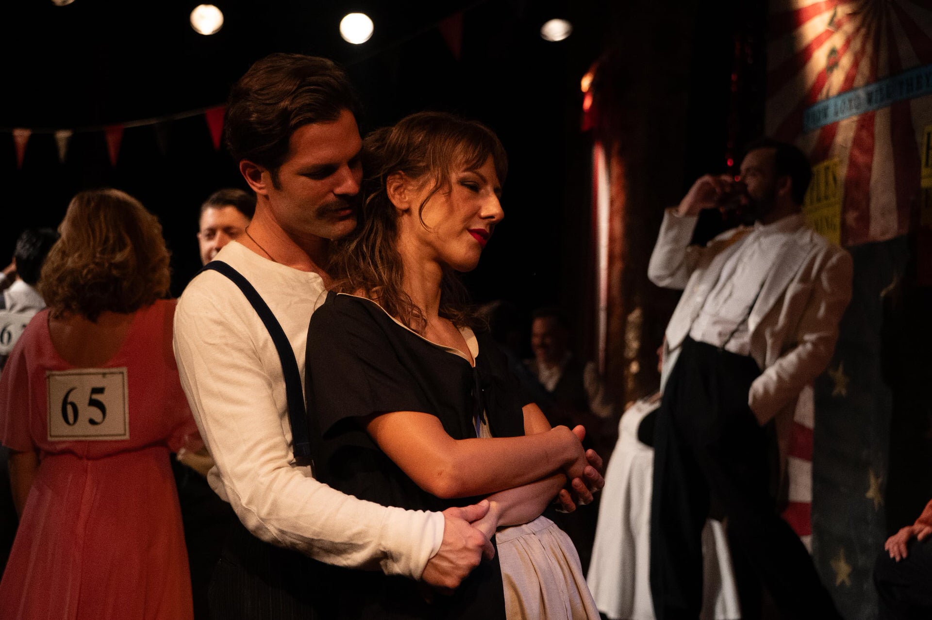 «Σκοτώνουν τα άλογα όταν γεράσουν» : Μετά τη θερμή αποδοχή από κοινό και κριτικούς  συνεχίζεται και μετά το Πάσχα