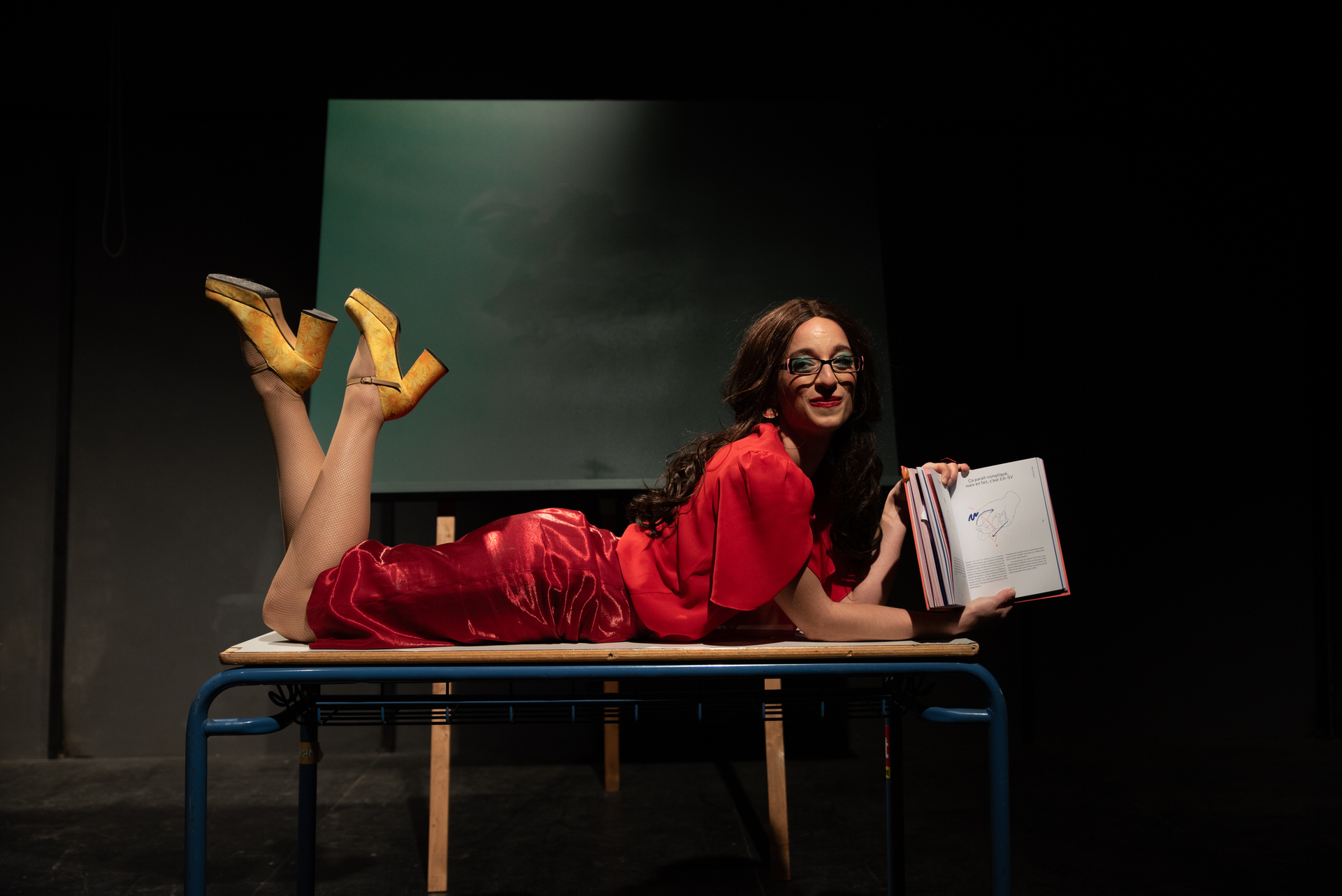 «Η Ανατομία της Απόλαυσης»: Συνεχίζεται στη σκηνή BRECHT 2510 με τη Μαρία Μενεγάκη