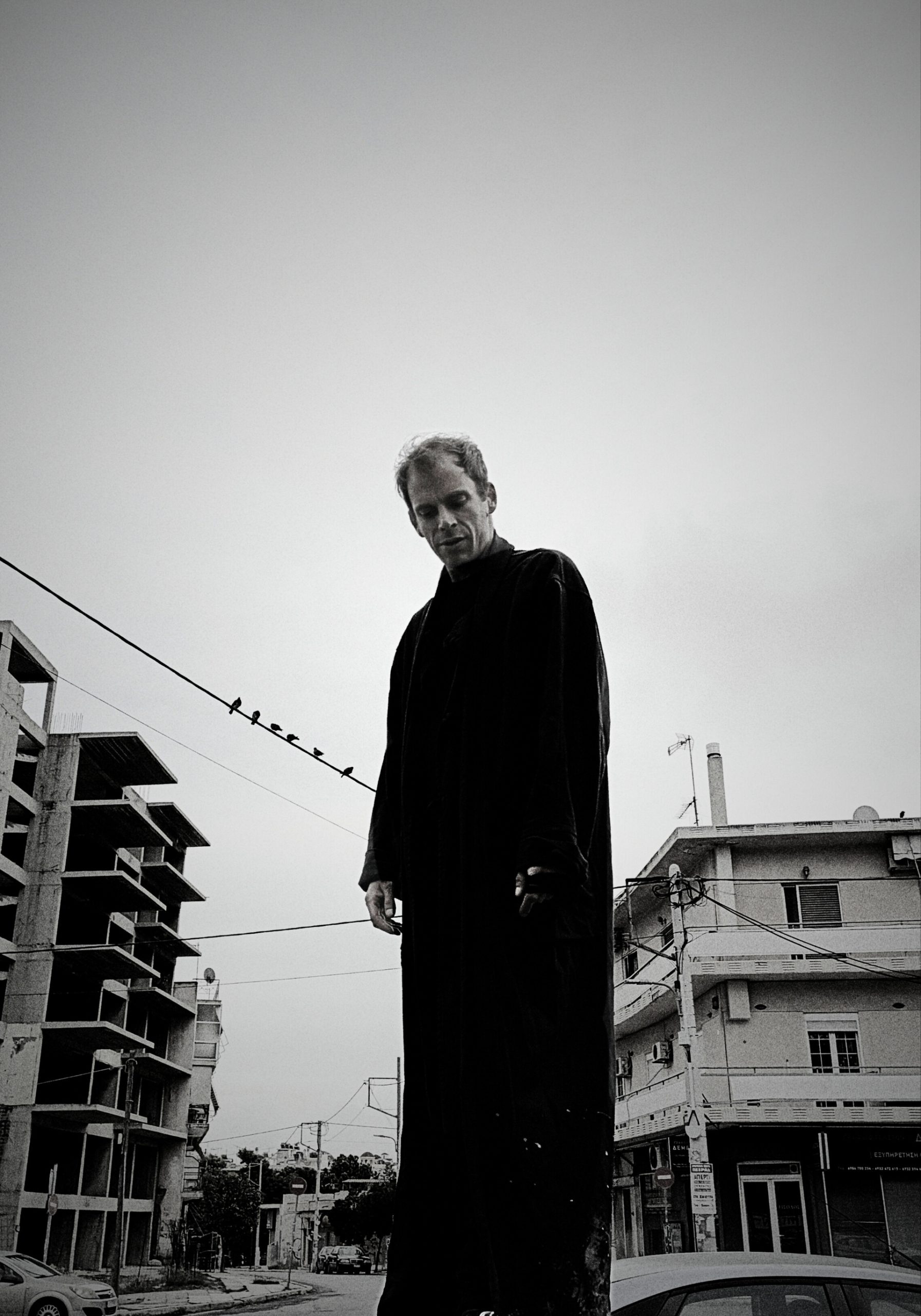 «Διψάει τις Νύχτες»: Για 3 παραστάσεις στο Δημοτικό Θέατρο Πειραιά