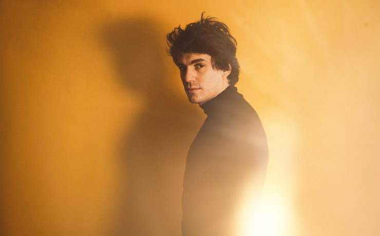 «Ρομπέρτο Τσούκκο»: Από 16 Οκτωβρίου στο θέατρο Προσκήνιο