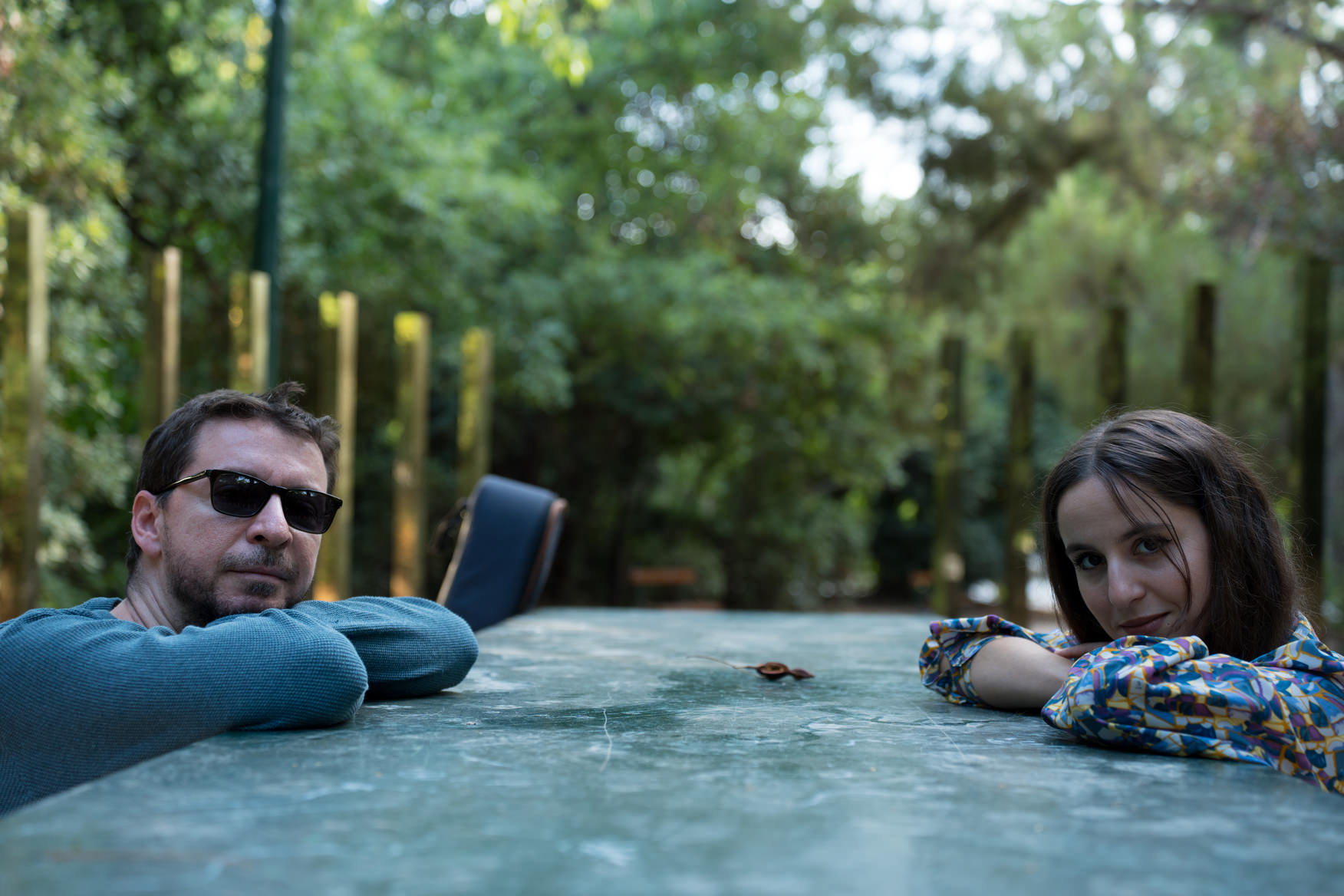 Ο Νίκος Ζουρνής και η Ντίνα Σκέμπρη στον Σταυρό του Νότου club