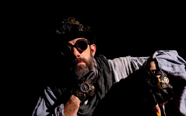 Τα Πρόσωπα στην Άμμο του Γιάννη Τσαμαντάκη: Από τις 17 Απριλίου στο θέατρο Ελέρ