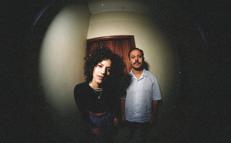 Ακούς τι λένε; Η Μυρτώ Βασιλείου επιστρέφει στον Σταυρό του Νότου με ολοκαίνουριο πρόγραμμα και νέο δίσκο!