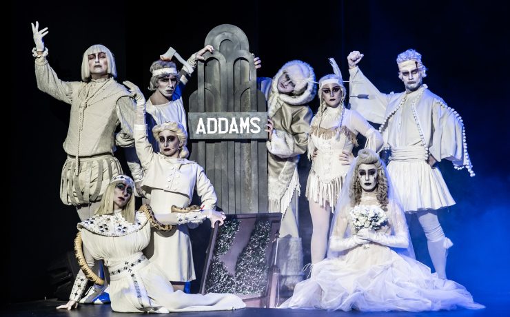 Οικογένεια Άνταμς: Στο Θέατρο ΒΕΜΠΟ έως τις 26 Απριλίου 2026!