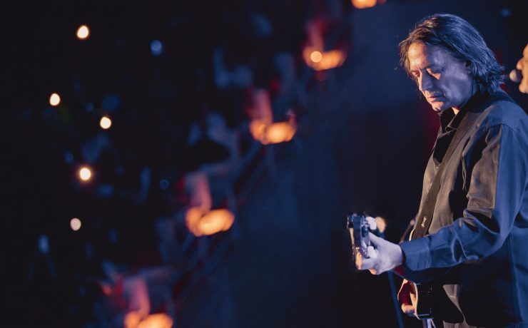  Ο Γιάννης Κότσιρας γιορτάζει φέτος τα 30 χρόνια στη δισκογραφία στο Θέατρο Δάσους στις 11 Ιουνίου