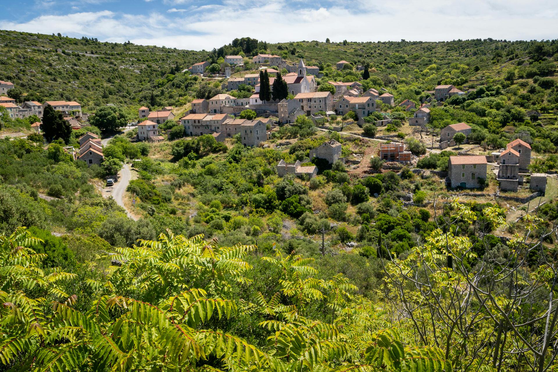 Motovun: Ανακαλύπτοντας το ομορφότερο χωριό της Κροατίας