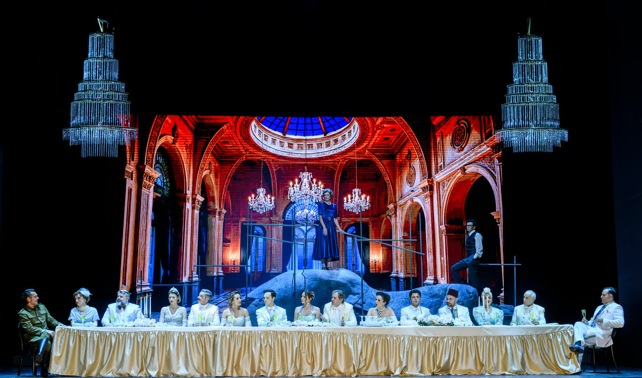 Τελευταίες παραστάσεις για την «Αλεξάνδρεια» του Φωκά Ευαγγελινού στο Θέατρο Παλλάς