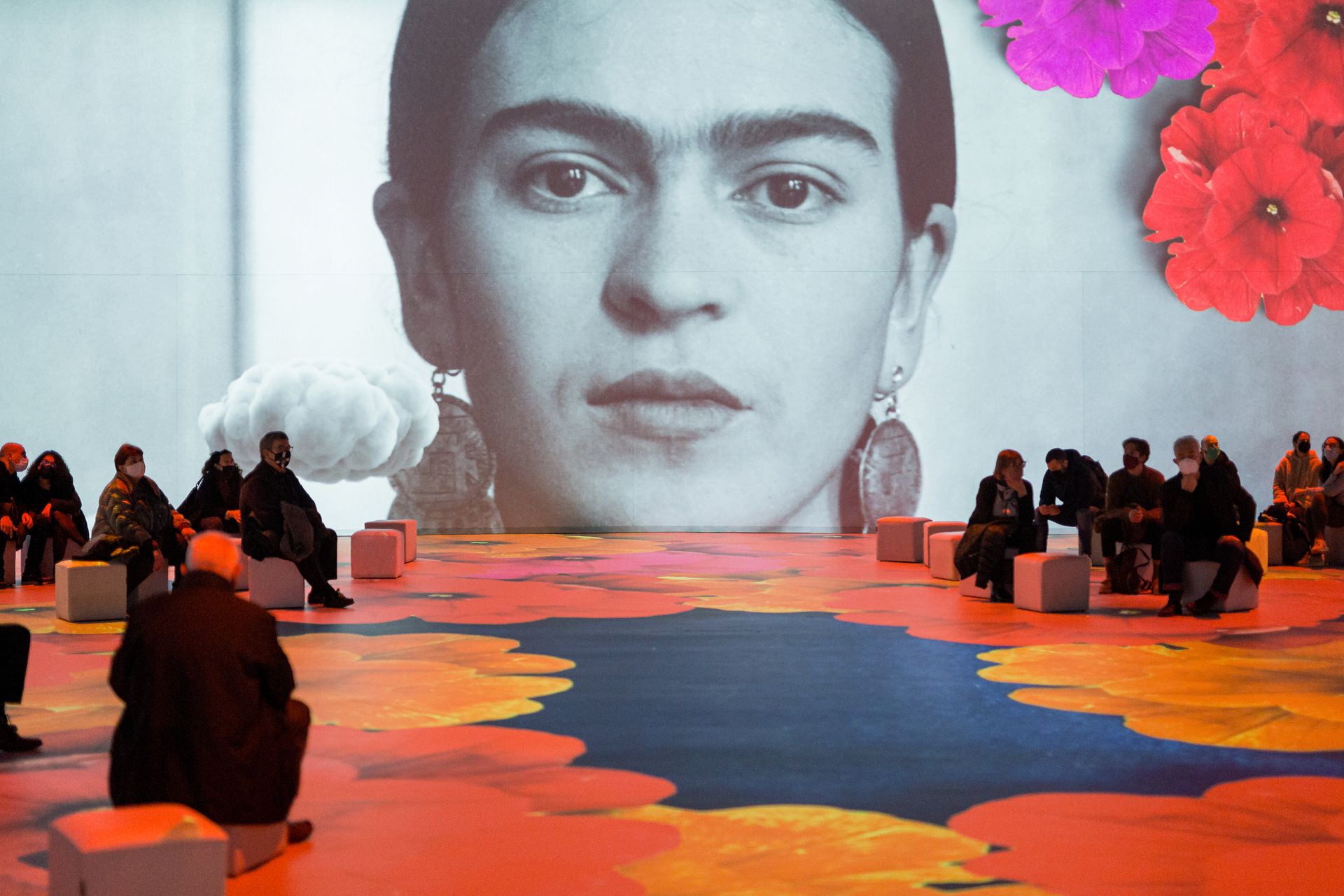 Frida Kahlo-Beyond the Icon: Μετά τη μεγάλη επιτυχία η διεθνής έκθεση παρατείνεται μέχρι την Κυριακή, 12 Ιουλίου!