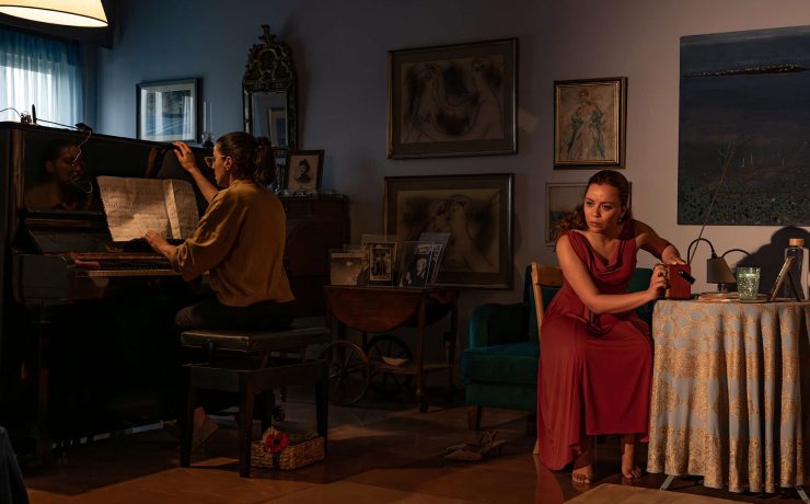 «Τόσο Πολύ» της Μυρτώς Παπαχριστοφόρου: Επανέρχεται τον Μάιο για 6 παραστάσεις