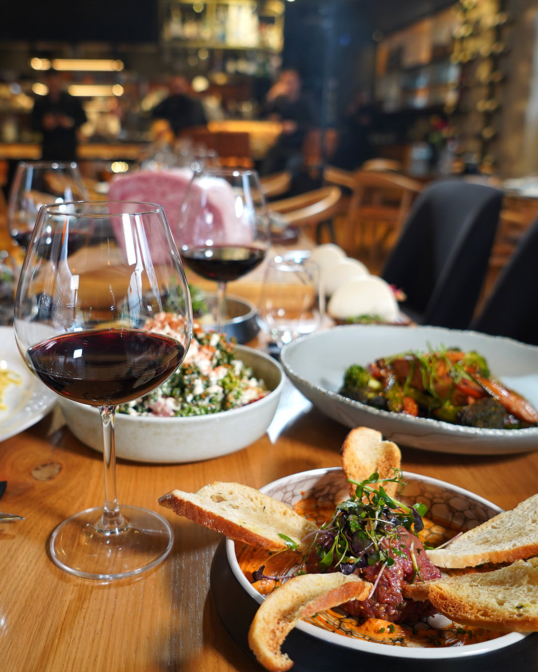 «BurntBone»: Δοκιμάσαμε το μενού στο απόλυτο steakhouse στα βόρεια προάστια
