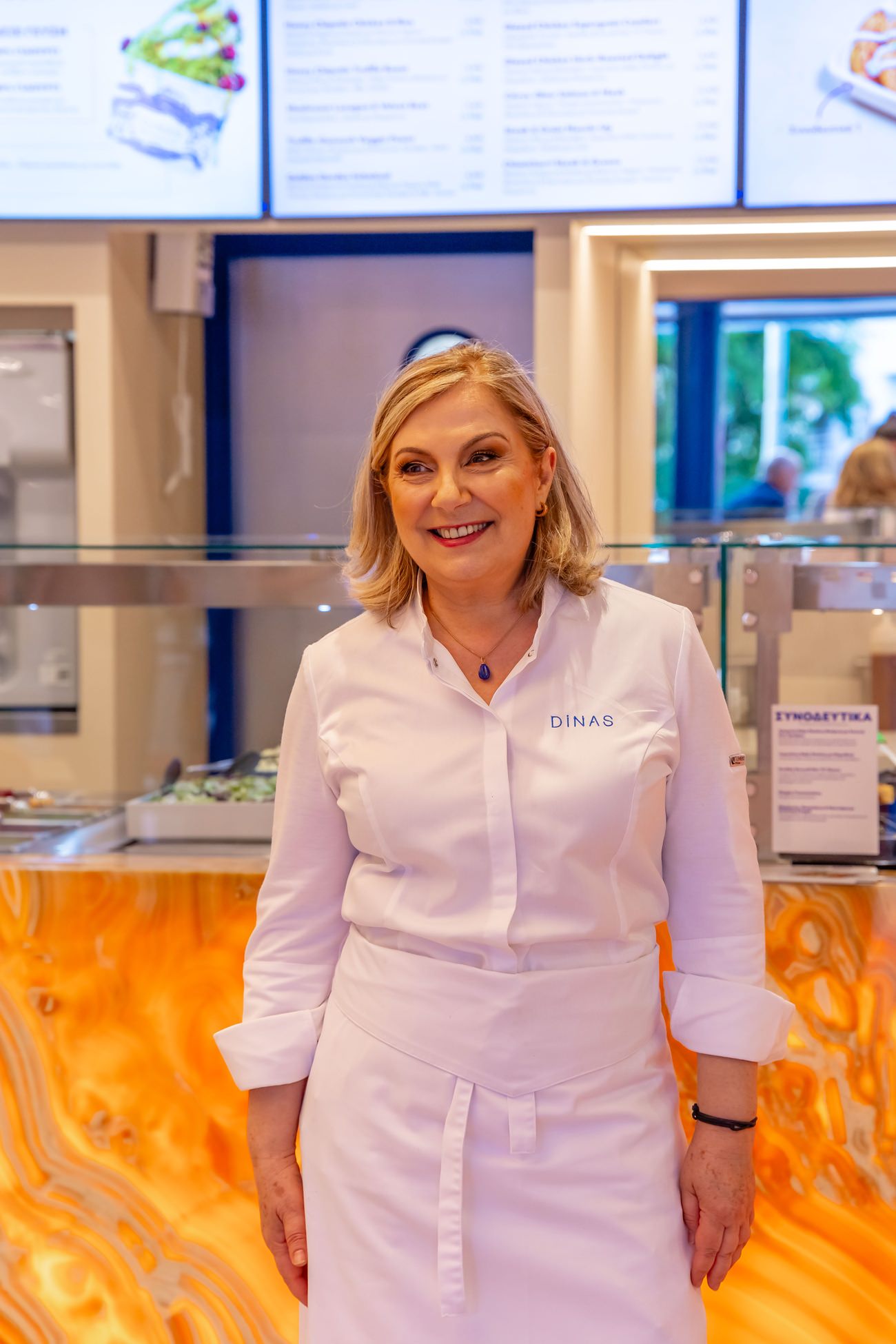 DINAS eat real: Επισκεφθήκαμε το νέο eat real concept της Ντίνας Νικολάου που αλλάζει τον τρόπο αντίληψης του καθημερινού μας φαγητού