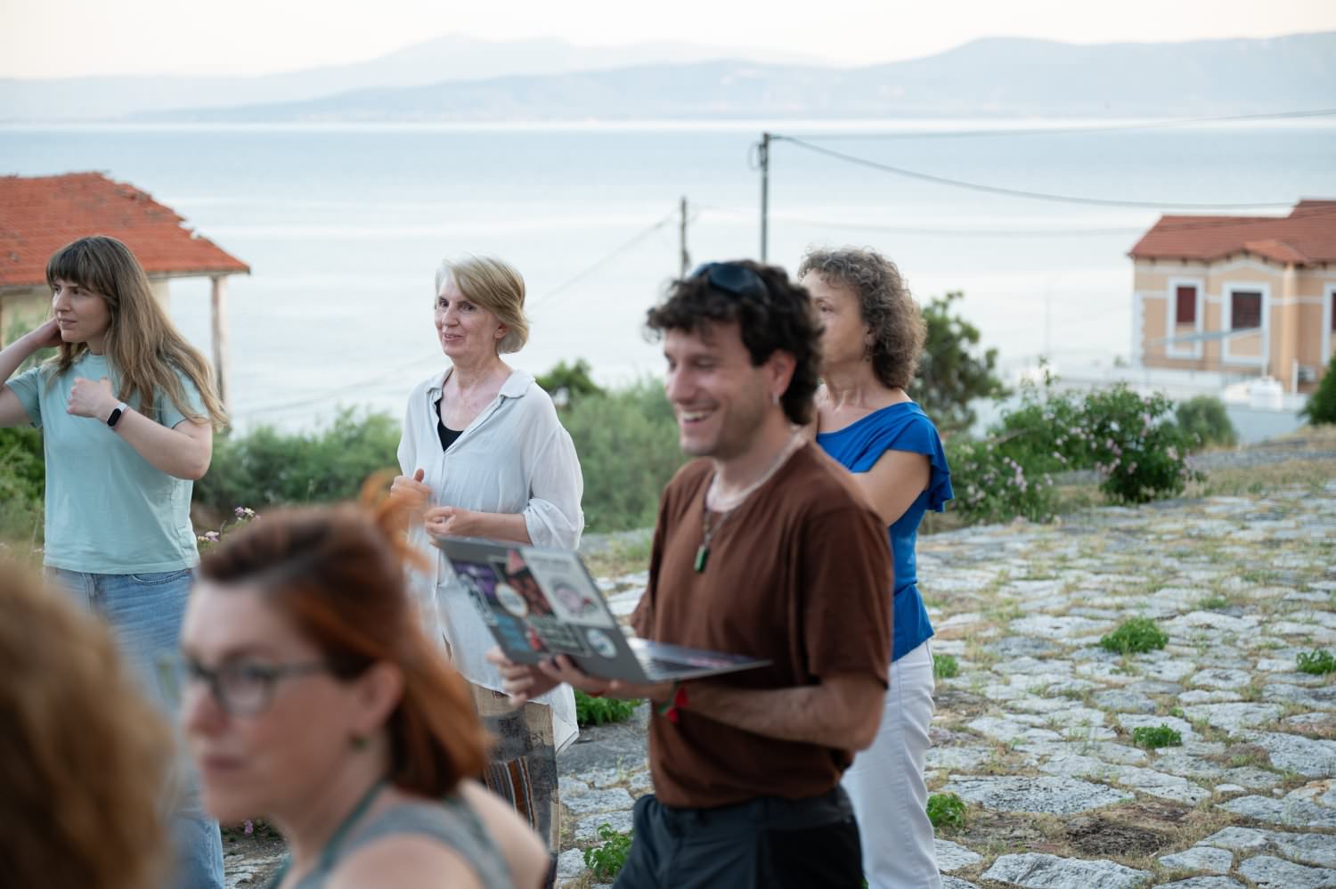 Τα Καλογεράκια σε μία κοινή συναυλία με τους κατοίκους της Βόρειας Εύβοιας
