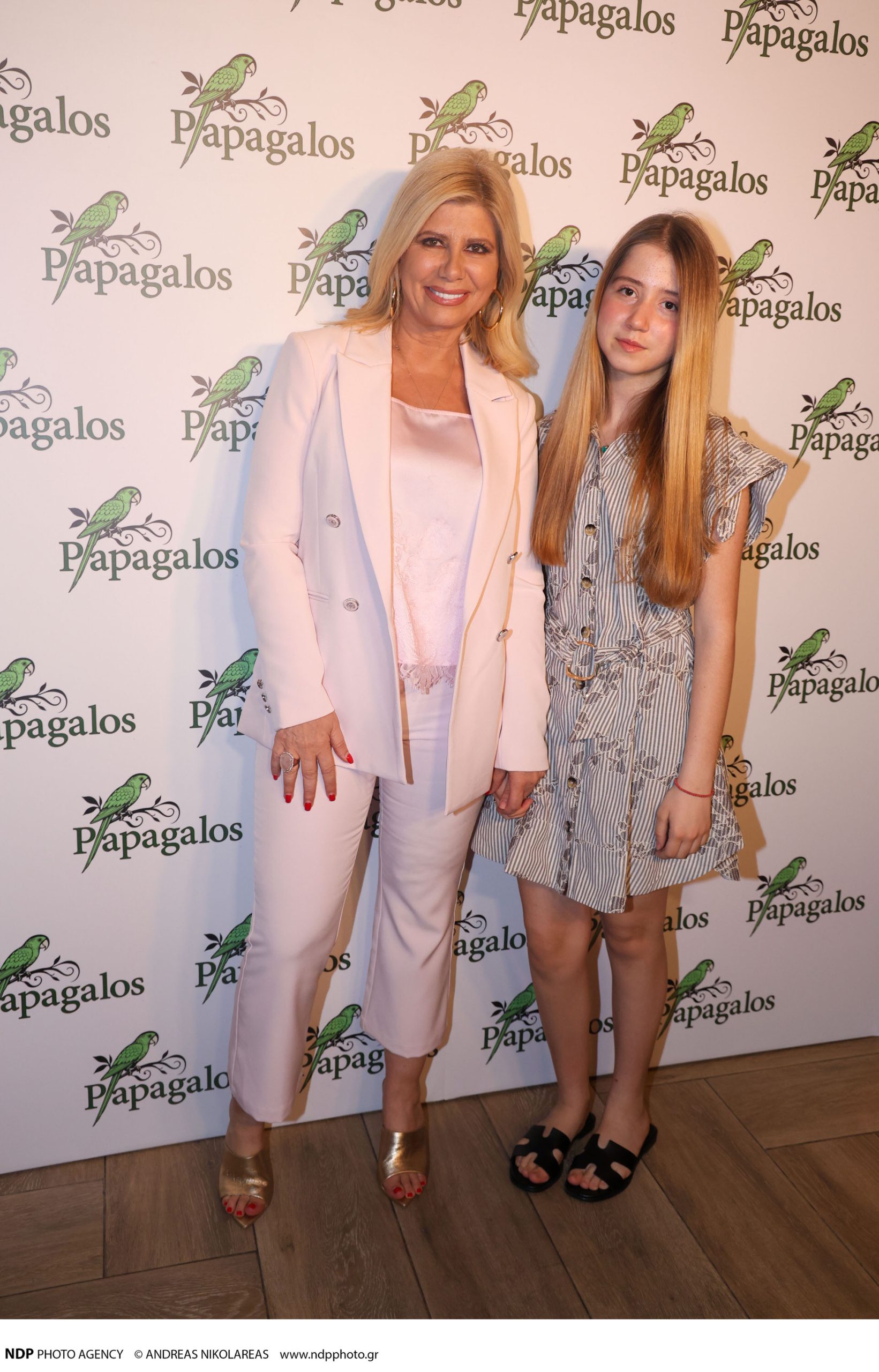 “Papagalos Athens”: Λαμπερά εγκαίνια για το νέο hotspot της Γλυφάδας που φέρνει τη σύγχρονη ελληνική κουζίνα στο επίκεντρο!