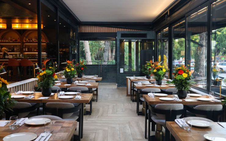“Papagalos Athens”: Λαμπερά εγκαίνια για το νέο hotspot της Γλυφάδας που φέρνει τη σύγχρονη ελληνική κουζίνα στο επίκεντρο!