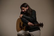 «Στα Χνάρια Του Ερημίτη» από τον Μάκε Αντωνίου