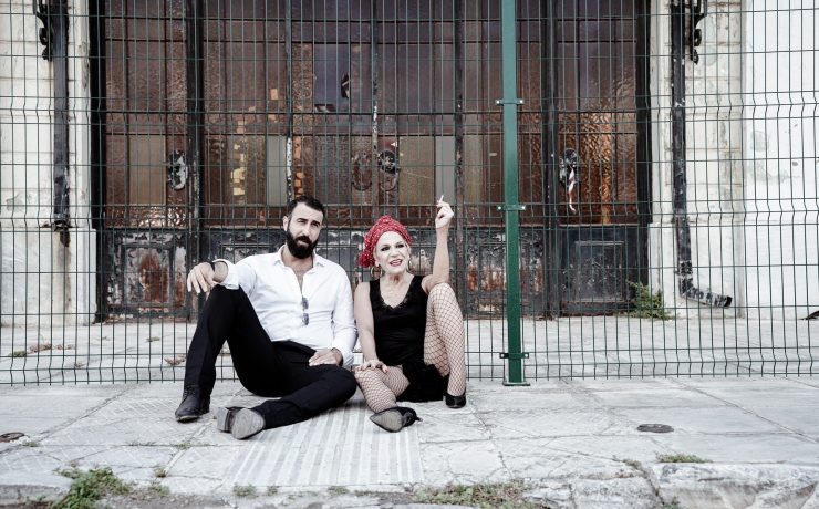 O Αλέξανδρος Ρήγας σκηνοθετεί τη Χρύσα Ρώπα: «Ο ΚΑΤΑΔΕΣΜΟΣ» στο Θέατρο Γκλόρια από τον Νοέμβριο του 2026