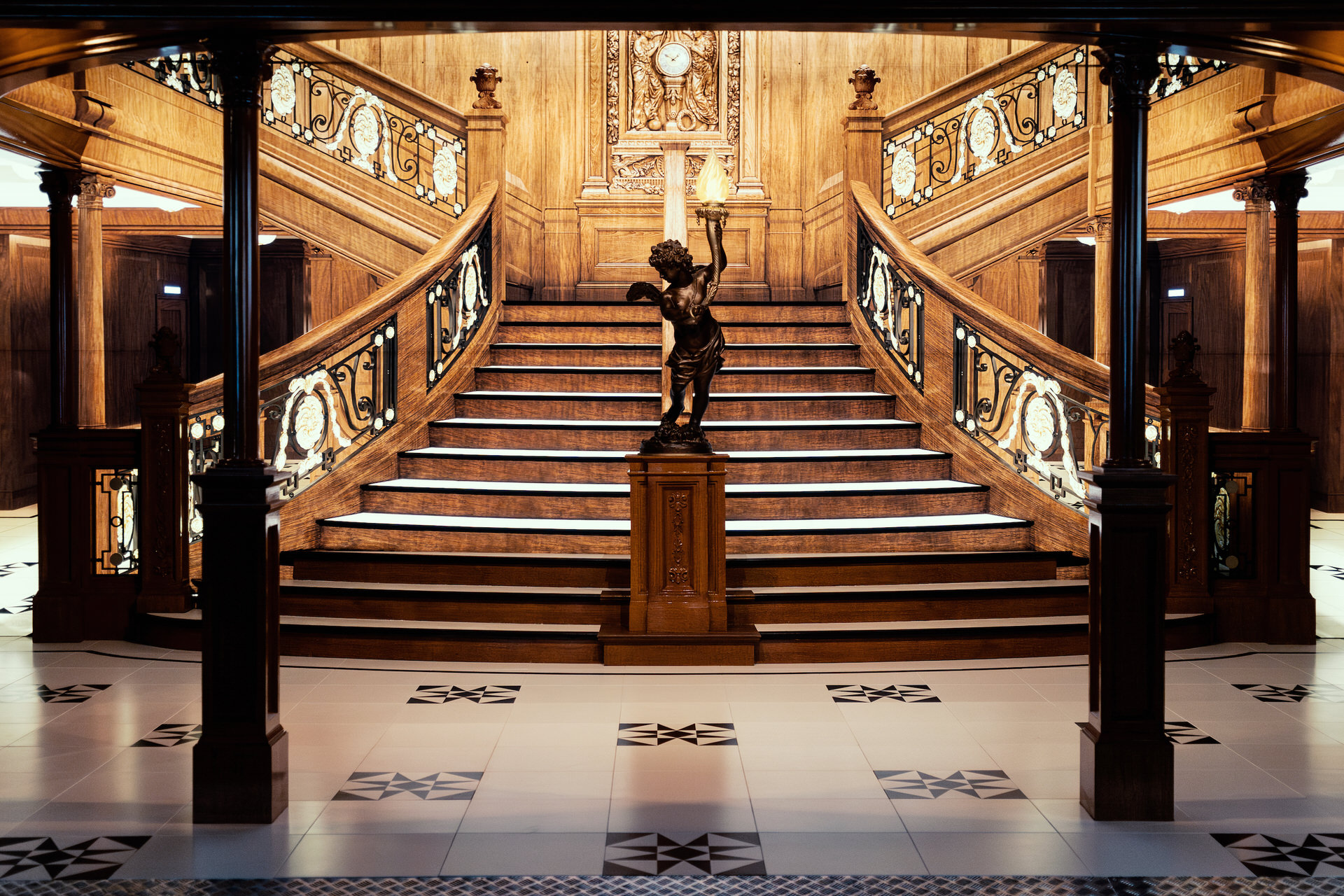 TITANIC: An Immersive Voyage: Από το κατάστρωμα ως τον βυθό του Ατλαντικού ο Τιτανικός ζωντανεύει στο Γουδί