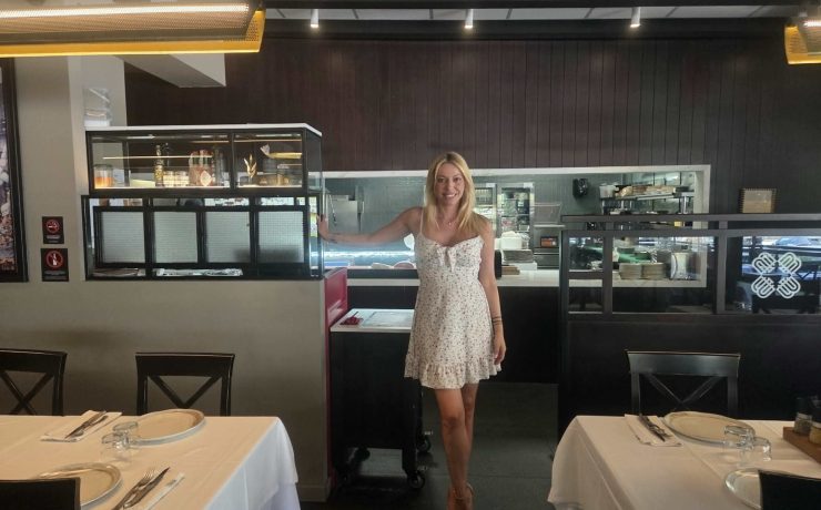 Το Basegrill της Γλυφάδας είναι ο ναός της κρεατοφαγίας στα Νότια Προάστια