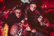 EVELYN EVELYN: Η sold out επιτυχία συνεχίζεται στο θέατρο 104