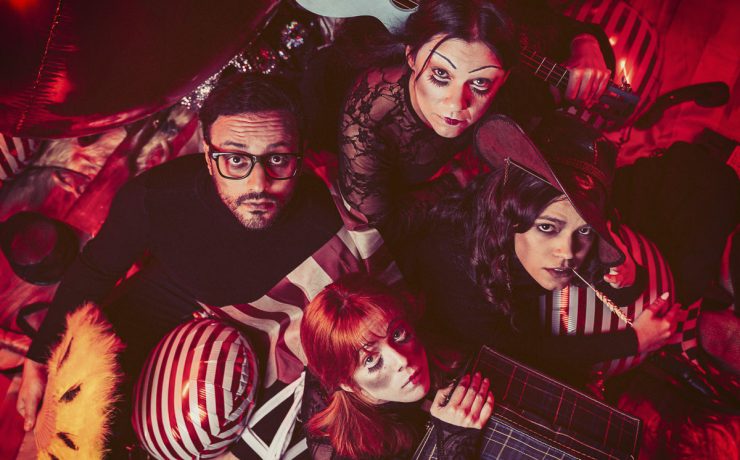 EVELYN EVELYN: Η sold out επιτυχία συνεχίζεται στο θέατρο 104