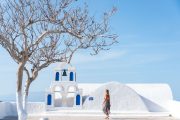 Οι πιο όμορφες εκκλησίες των ελληνικών νησιών για το καλοκαίρι!