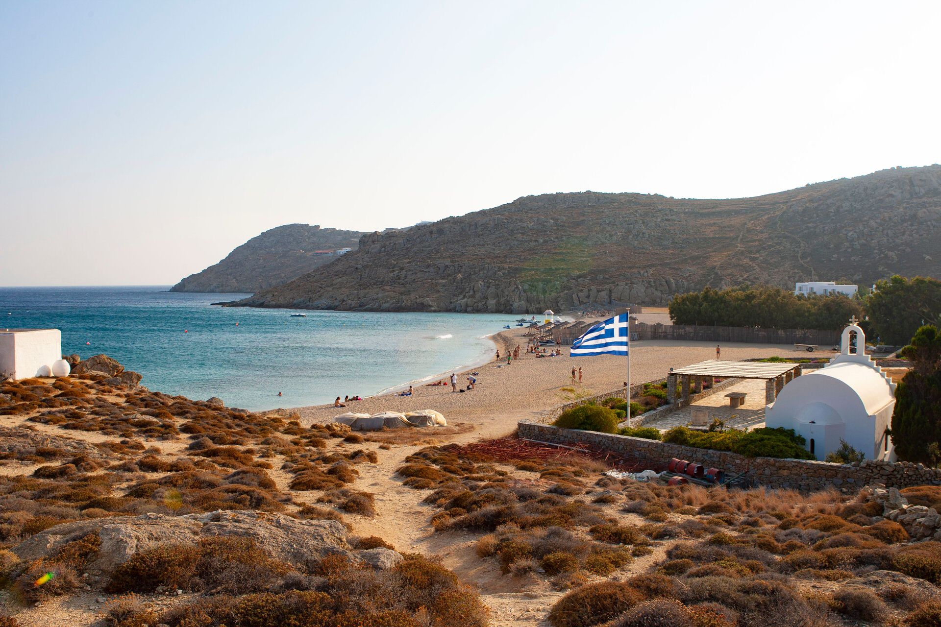 Ποιες παραλίες να επιλέξεις ανάλογα με τον άνεμο στις Κυκλάδες