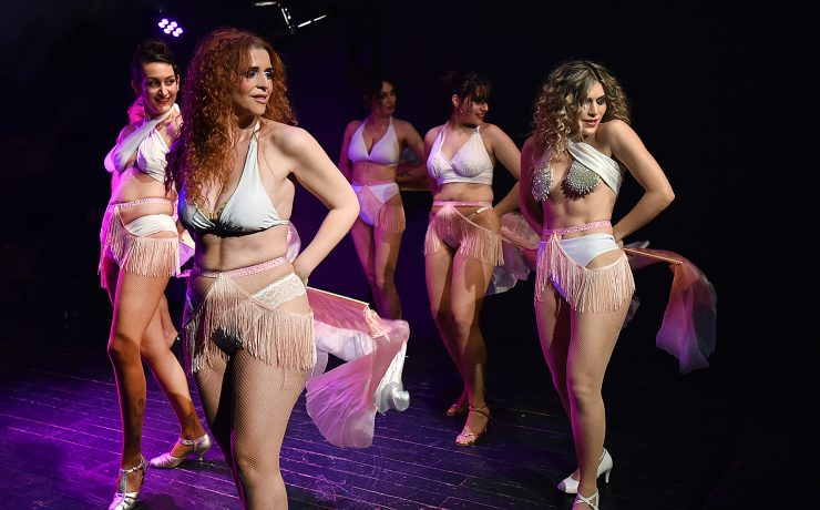 RED JASPER CABARET THEATRE: Ανανεωμένο ρεπερτόριο για τη σεζόν 2026-2027