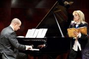 «Anna Magdalena Bach» με τη Μάγδα Μαυρογιάννη και τον Κάρολο Ζουγανέλη στο Μέγαρο Μουσικής