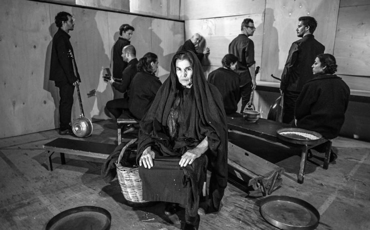 Πρώτες φωτογραφίες από την πολυαναμενόμενη «Φόνισσα» με τη Λυδία Κονιόρδου