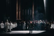 Η κορυφαία μεσόφωνος Ελίνα Γκαράντσα στο ντεμπούτο της ως Τόσκα στην ΕΛΣ