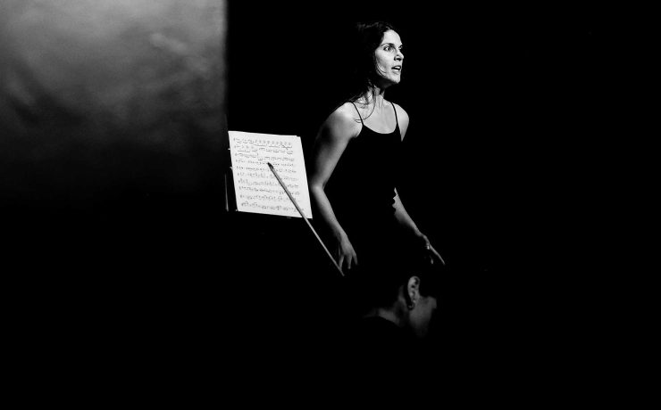 Η παράσταση «Ulrike – γράμματα από τη νεκρή πτέρυγα» βασισμένη στις επιστολές της Ουλρίκε Μάινχοφ επιστρέφει!