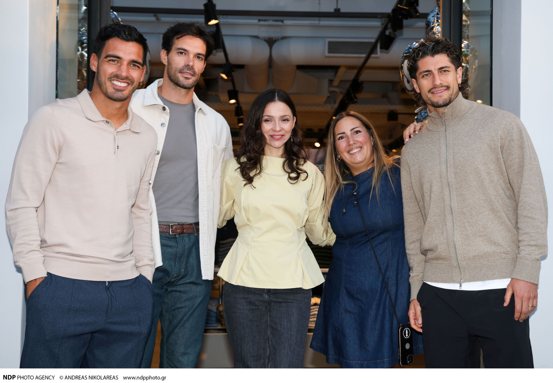 “JACK&JONES”: Μια νέα εποχή ξεκινά στο Χαλάνδρι με ένα λαμπερό Grand Opening Party!