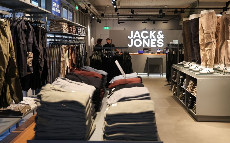 “JACK&JONES”: Μια νέα εποχή ξεκινά στο Χαλάνδρι με ένα λαμπερό Grand Opening Party!