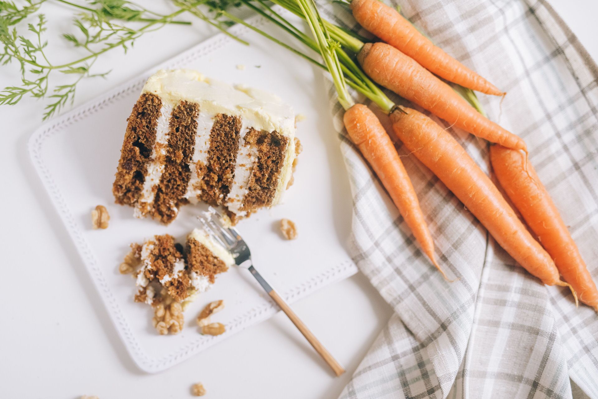 Συνταγή για το πιο νόστιμο και ζουμερό carrot cake 